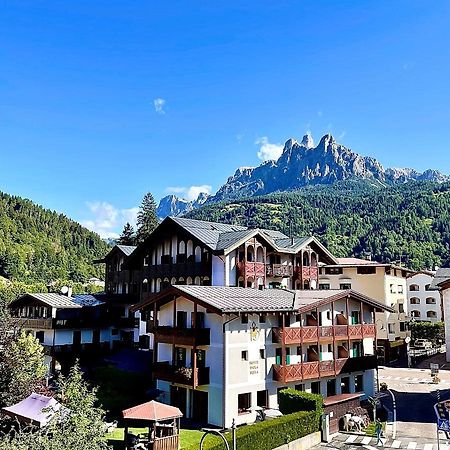 Hotel Isolabella Wellness فيرا دي بريميرو المظهر الخارجي الصورة