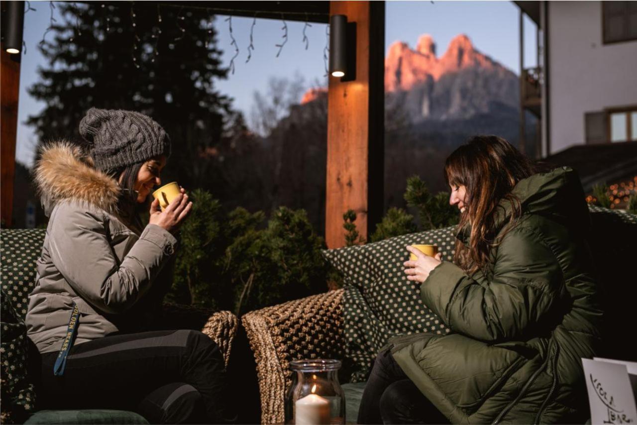 Hotel Isolabella Wellness فيرا دي بريميرو المظهر الخارجي الصورة