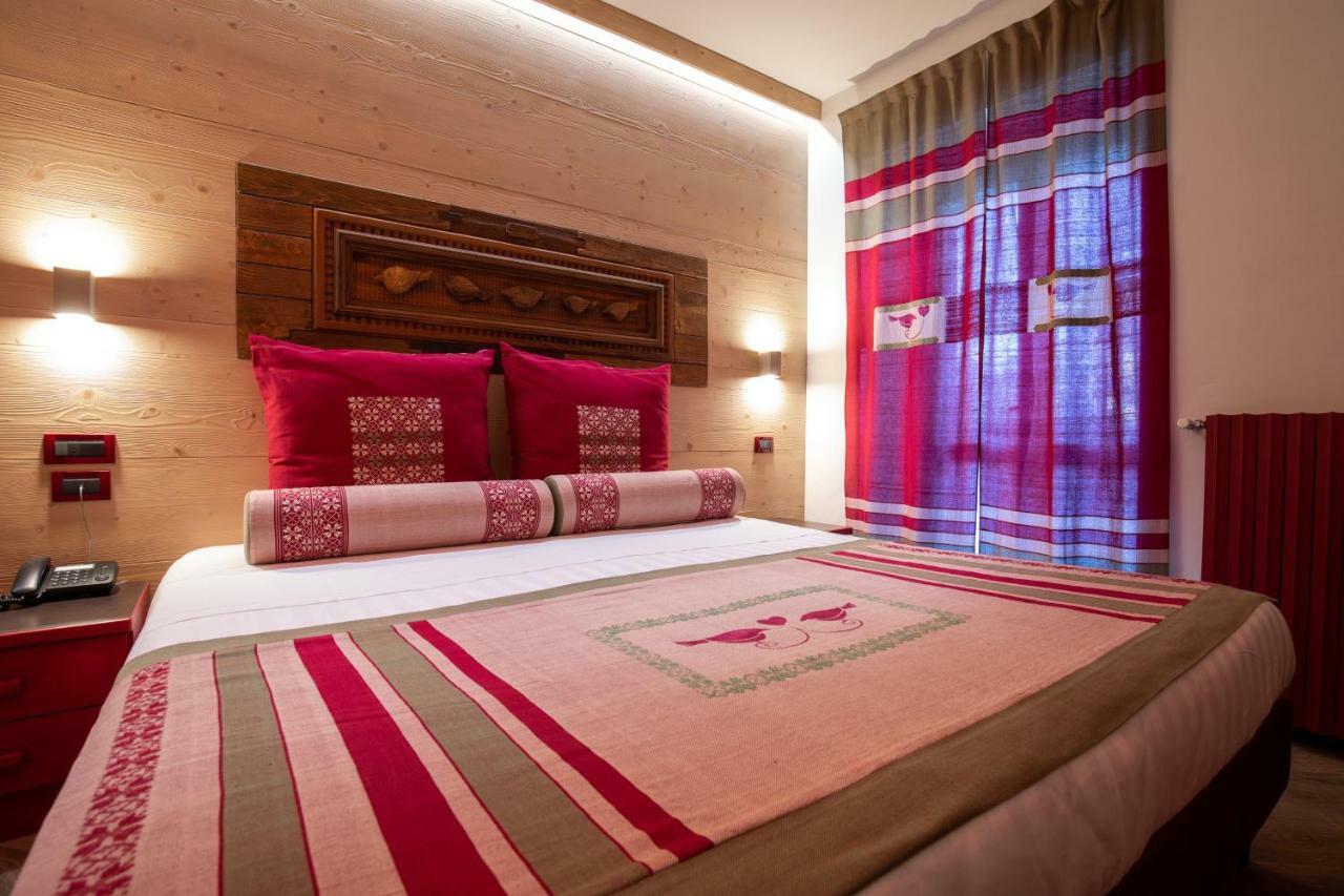 Hotel Isolabella Wellness فيرا دي بريميرو المظهر الخارجي الصورة