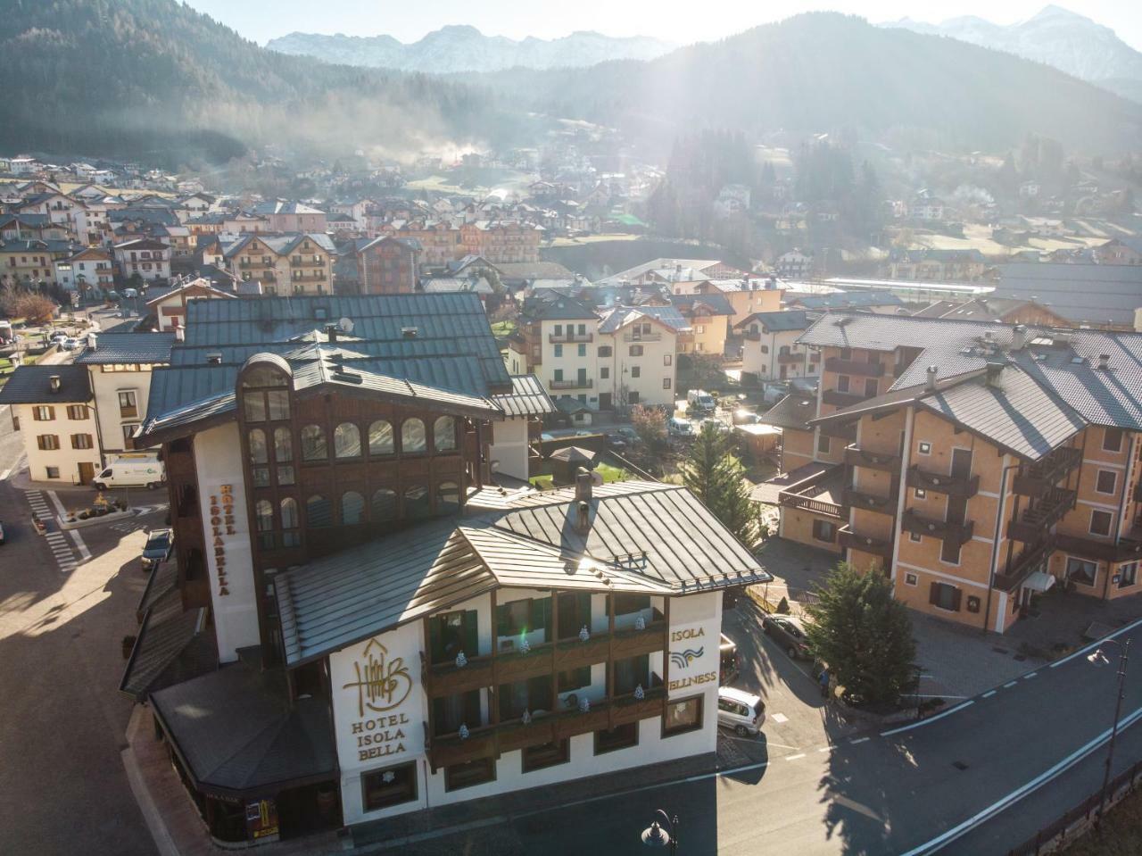 Hotel Isolabella Wellness فيرا دي بريميرو المظهر الخارجي الصورة